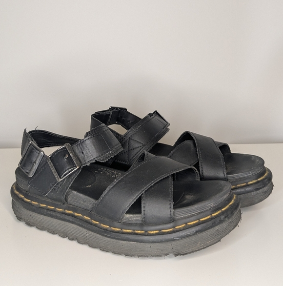 Dr. Martens Shoes - Dr. Martens sz 7 Voss II Sandal - Black platform fisherman leather